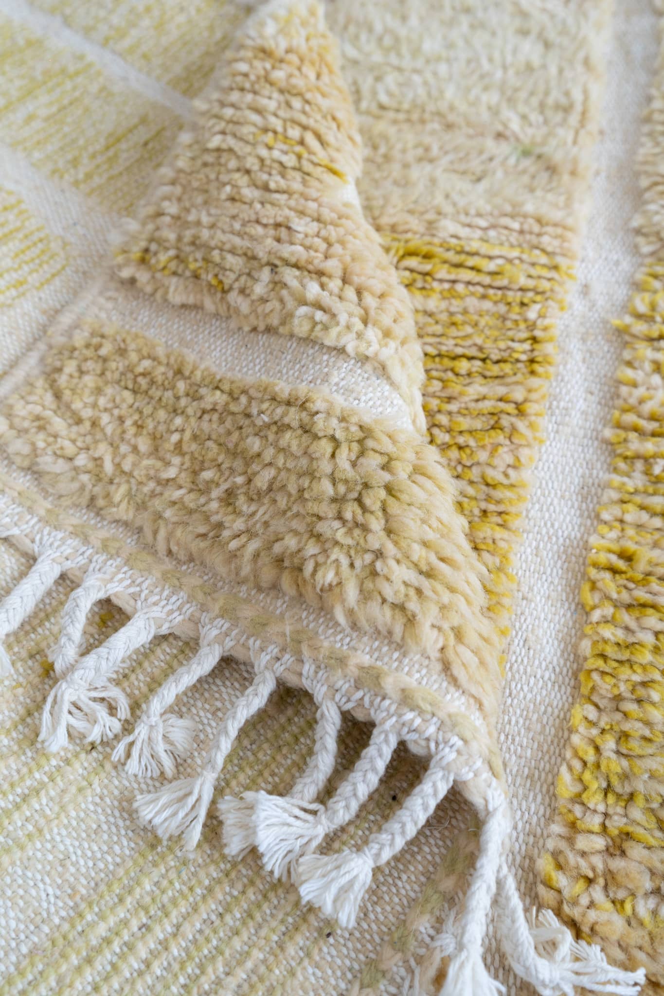 Tapis Beni Ouarain vert, jaune - 263 x 163cm / B103