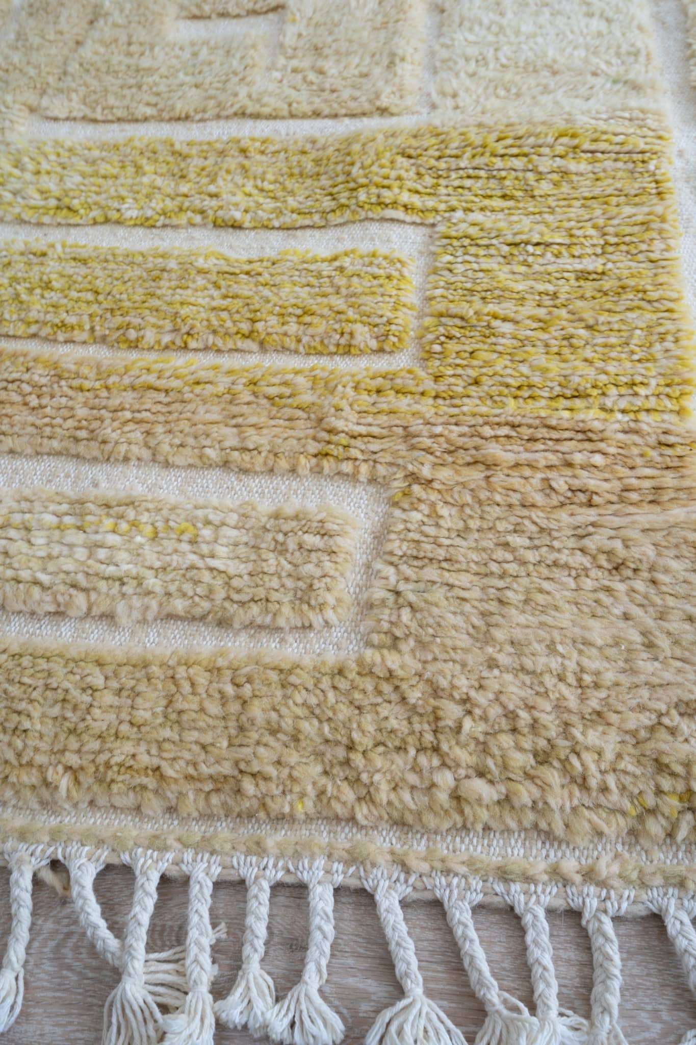 Tapis Beni Ouarain vert, jaune - 263 x 163cm / B103