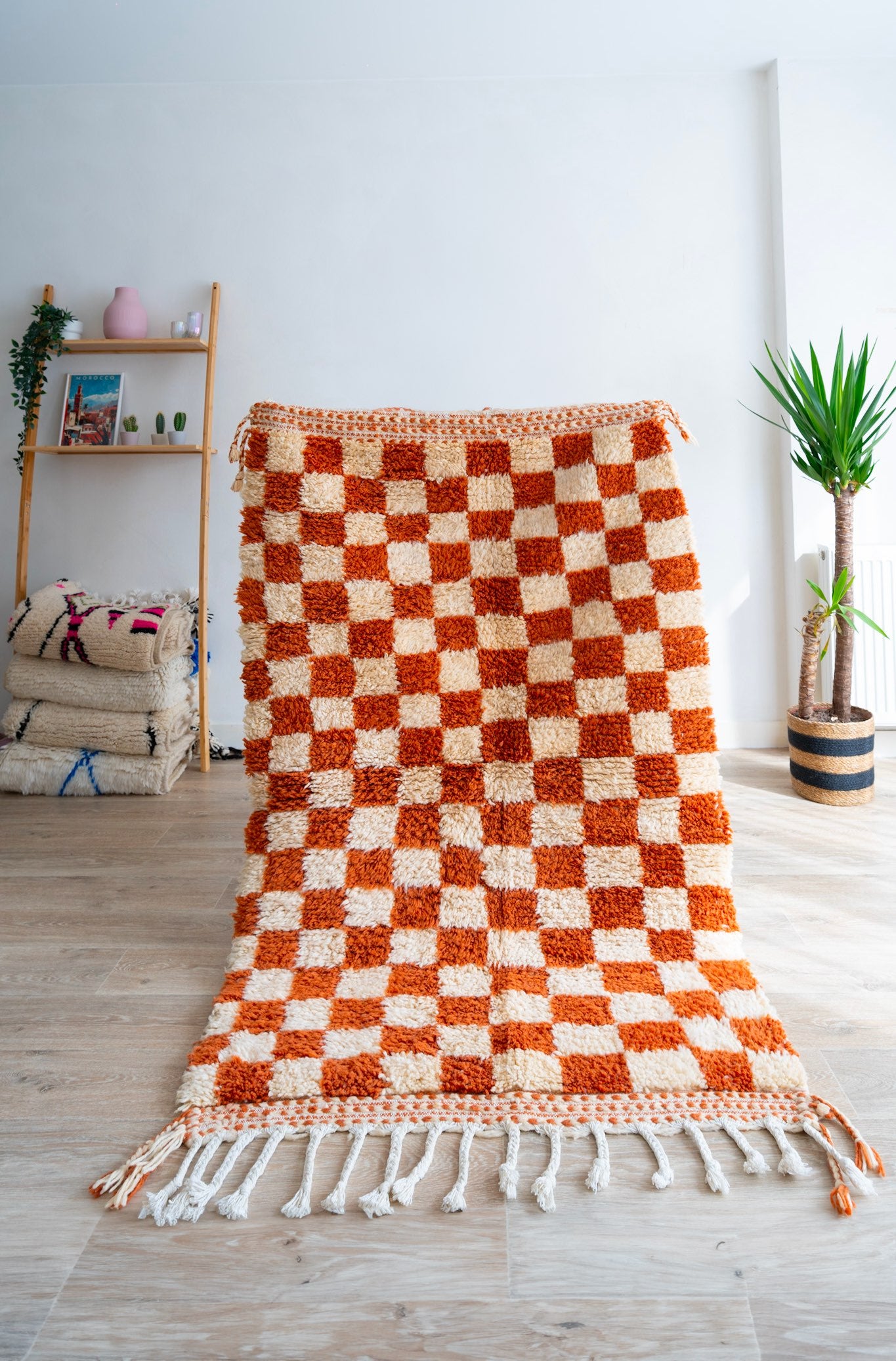 Tapis Beni Ouarain damier Blanc et Orange - 180 x 105cm / B117