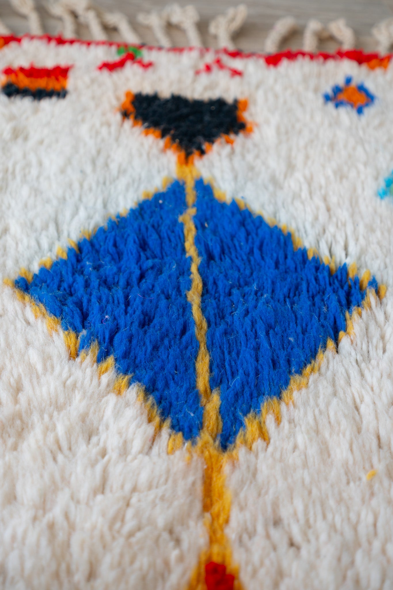 Tapis berbère coloré - 292 x 158cm / AZ106