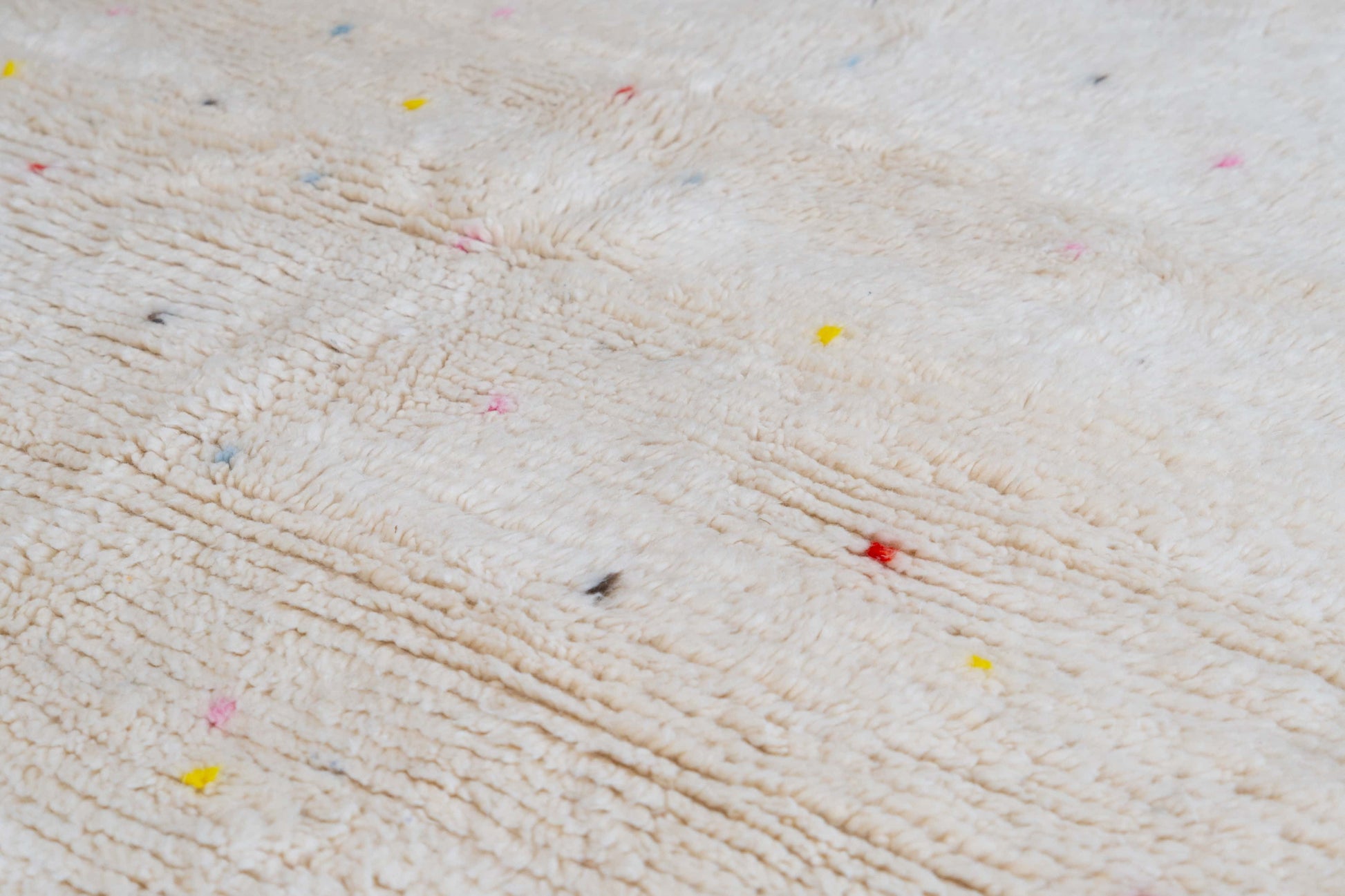 Tapis berbère à pois multicolores- SM104