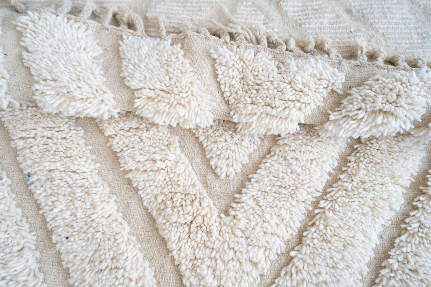 Tapis Beni Ouarain blanc- 170 x 106cm / B109