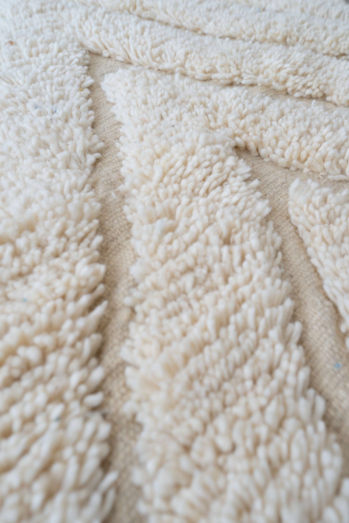 Tapis Beni Ouarain blanc- 170 x 106cm / B109