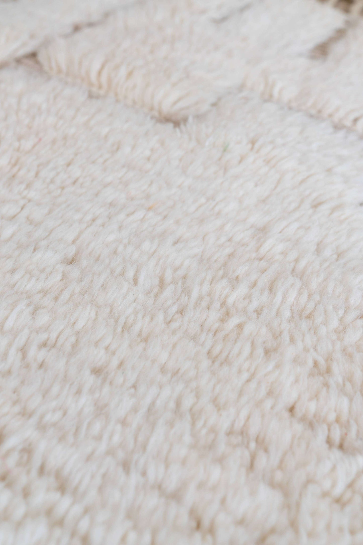 Tapis Beni Ouarain blanc- 175x 102cm / B110