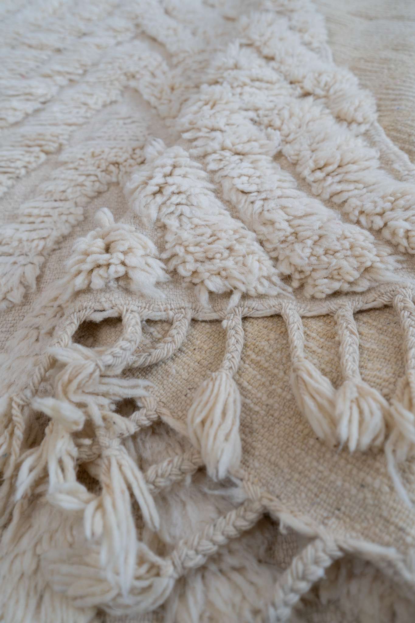 Tapis Beni Ouarain Blanc crème- 263 x 183cm / B114